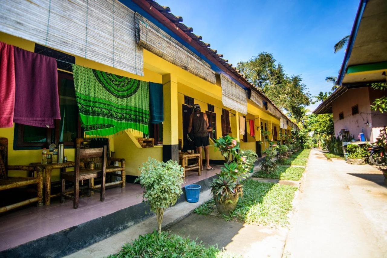 Adelya Homestay Praya Ngoại thất bức ảnh